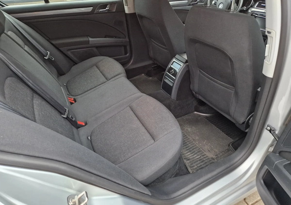 Skoda Superb cena 36900 przebieg: 270000, rok produkcji 2014 z Miłosław małe 154